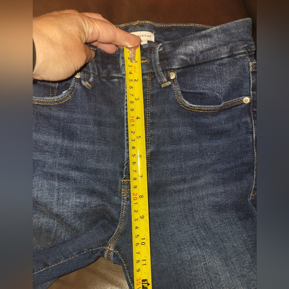 EUC Good American Straight Leg Always Fits Jeans in Dark Blue Wash - Picture 5 of 10